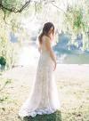 assets/Models/profile/kelsey-hopps/gallery/_resampled/FillWzEwMCwxMzZd/romantic-wedding-vasia-photography07.jpg